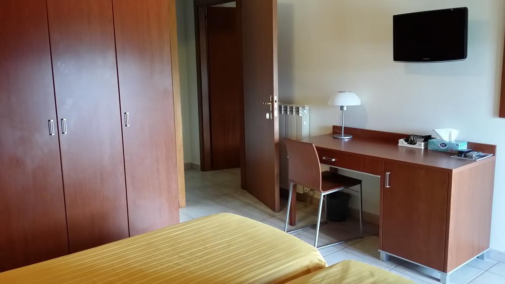 B&B Il Tulipano Rogliano Δωμάτιο φωτογραφία